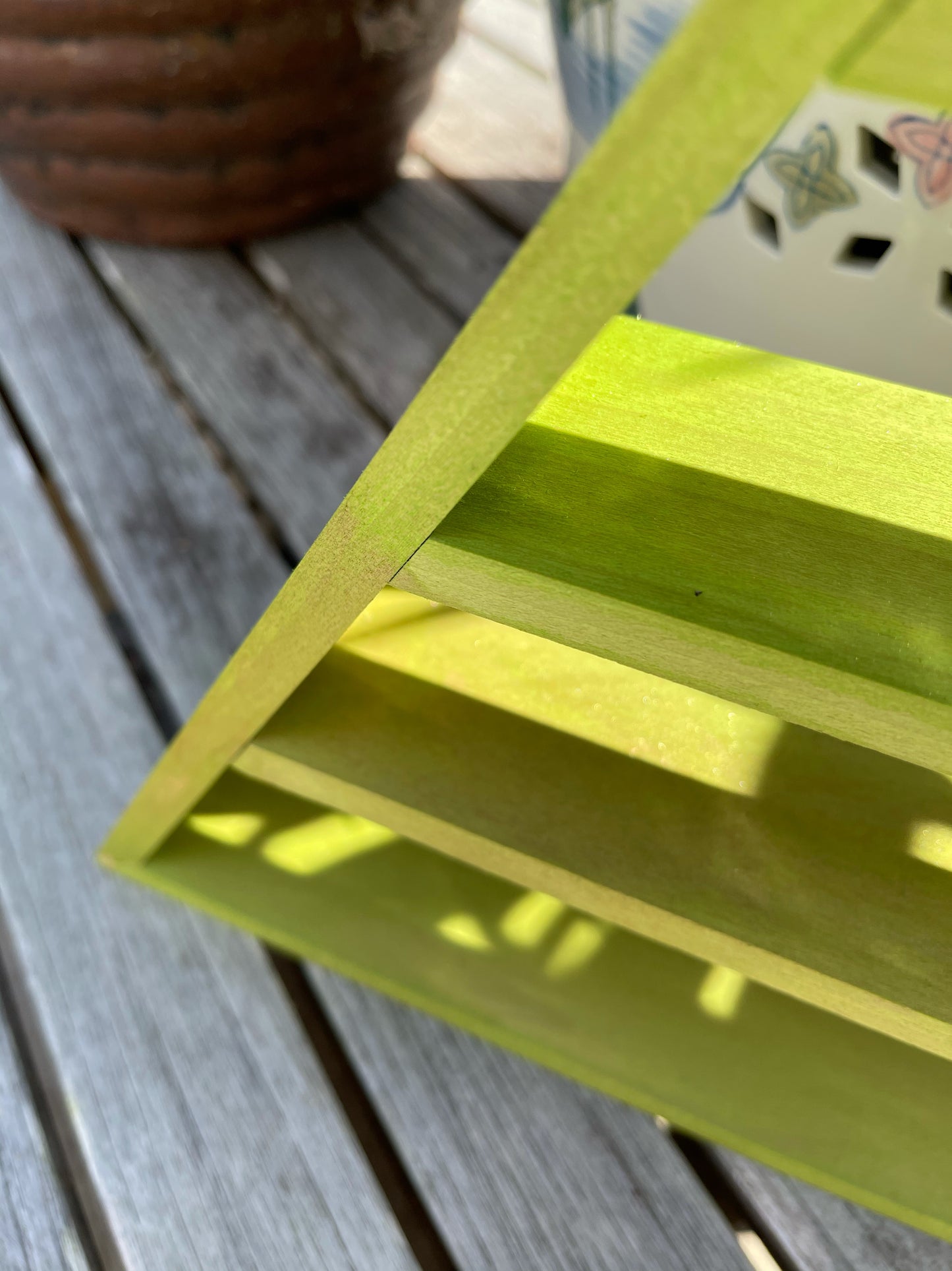Green Witch Triangle Shelf Verdi Wash, Home Decor