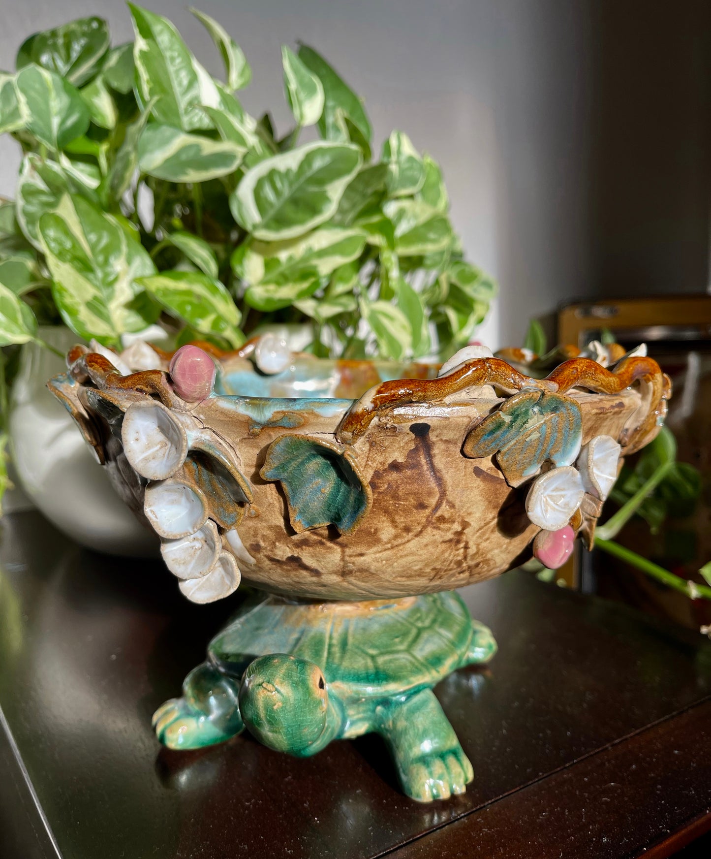 Gorgeous Vintage Pottery, Turtle Bowl, Old World Vintage