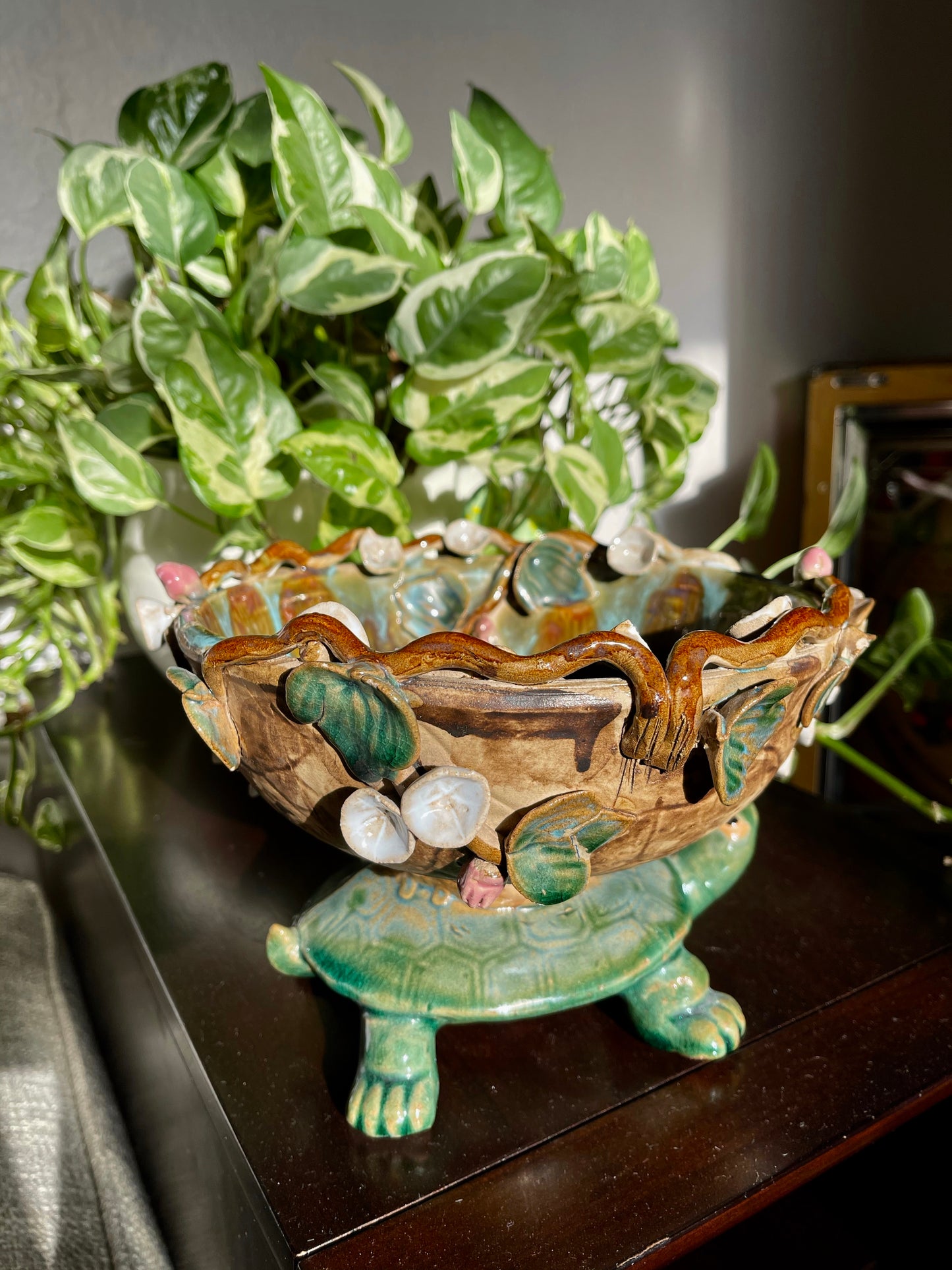 Gorgeous Vintage Pottery, Turtle Bowl, Old World Vintage