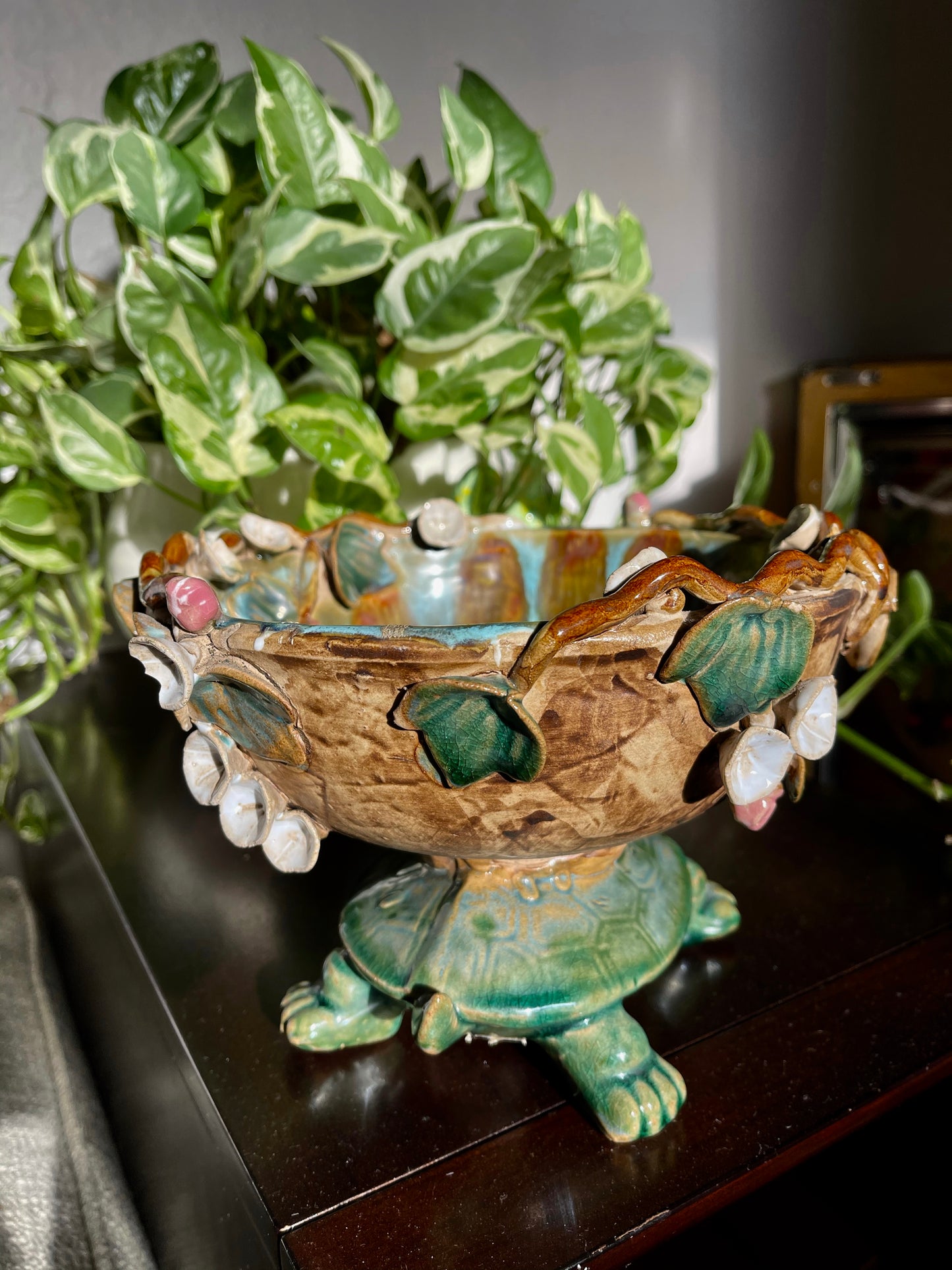 Gorgeous Vintage Pottery, Turtle Bowl, Old World Vintage