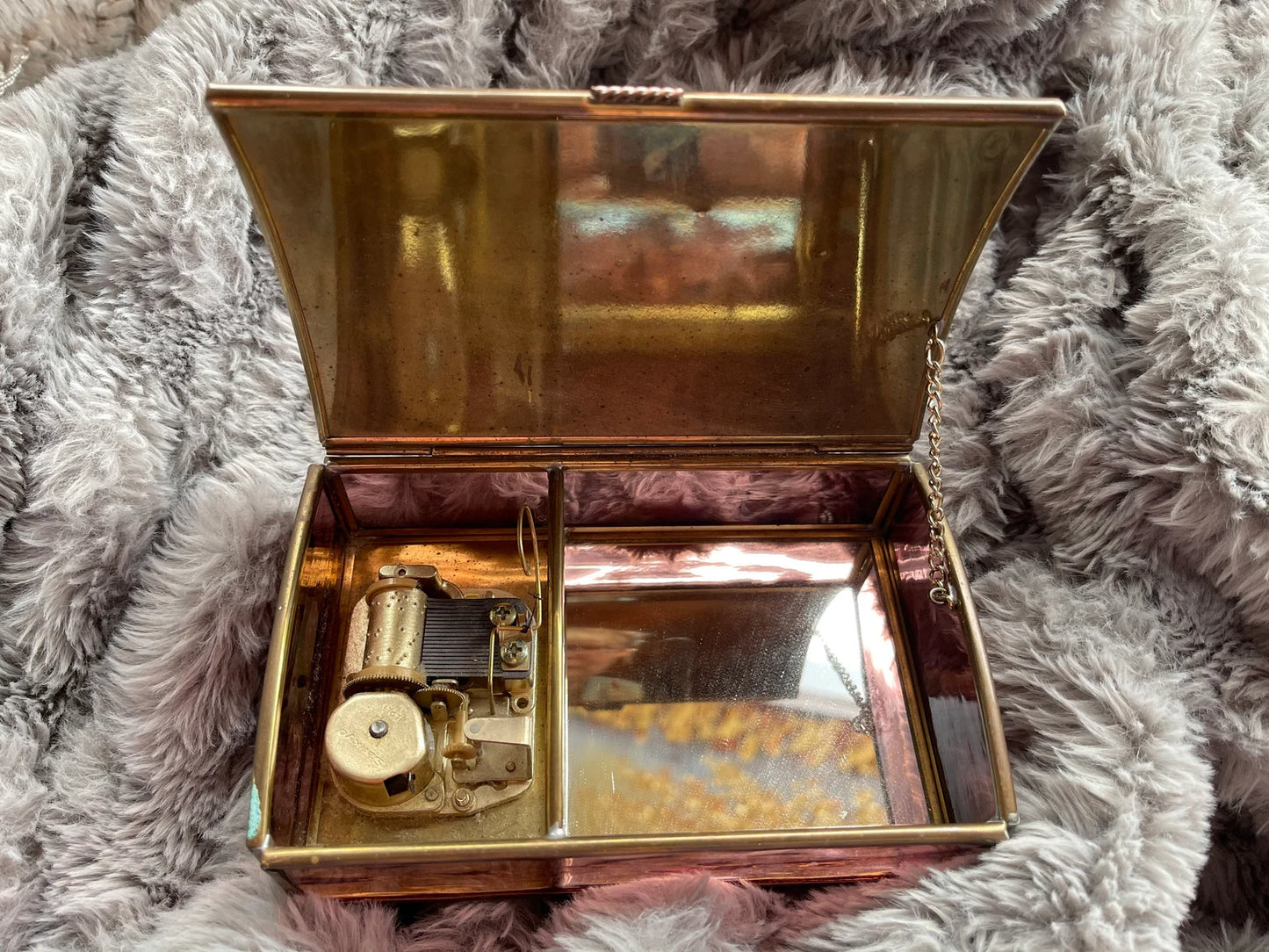 Vintage Cat Rare Vintage Music Box, Old World Vintage