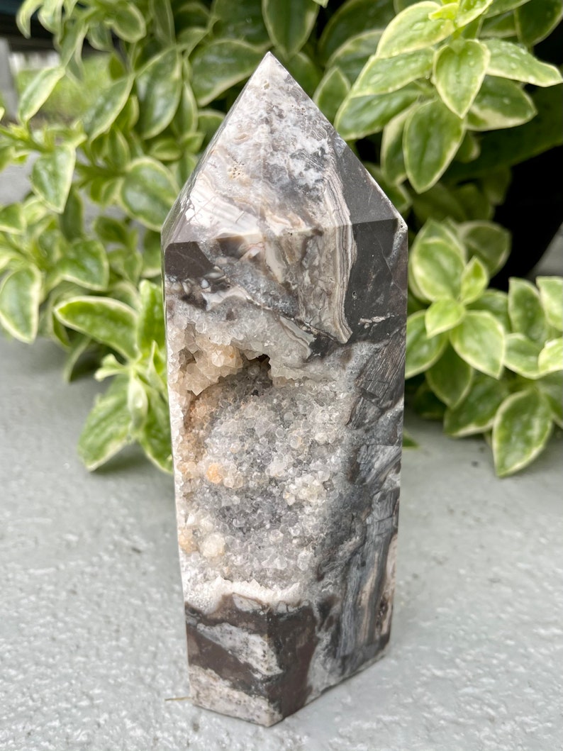 Large and Beautiful Sphalerite Tower, Natural White Sphalerite Quartz, Crystal Magic