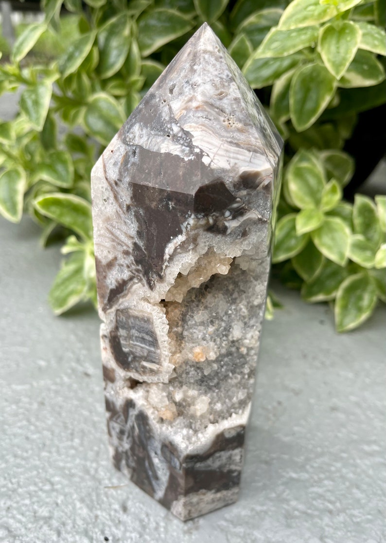 Large and Beautiful Sphalerite Tower, Natural White Sphalerite Quartz, Crystal Magic
