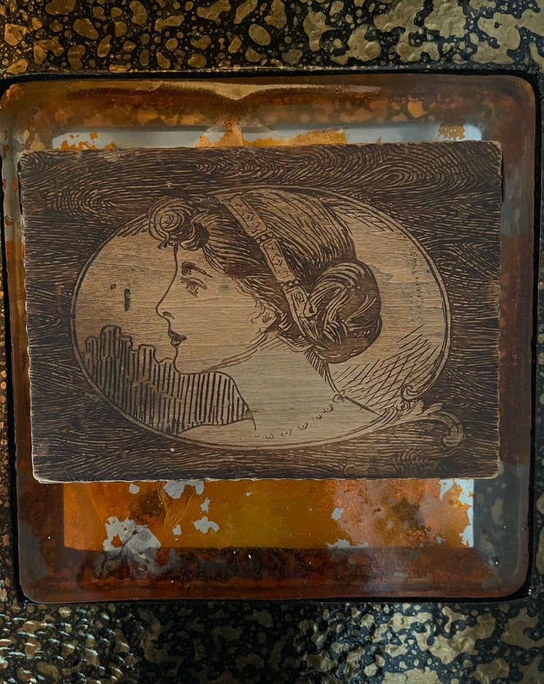 Vintage Art Nouveau Box with Santo Palo Sticks, Old World Vintage, Gift Sets