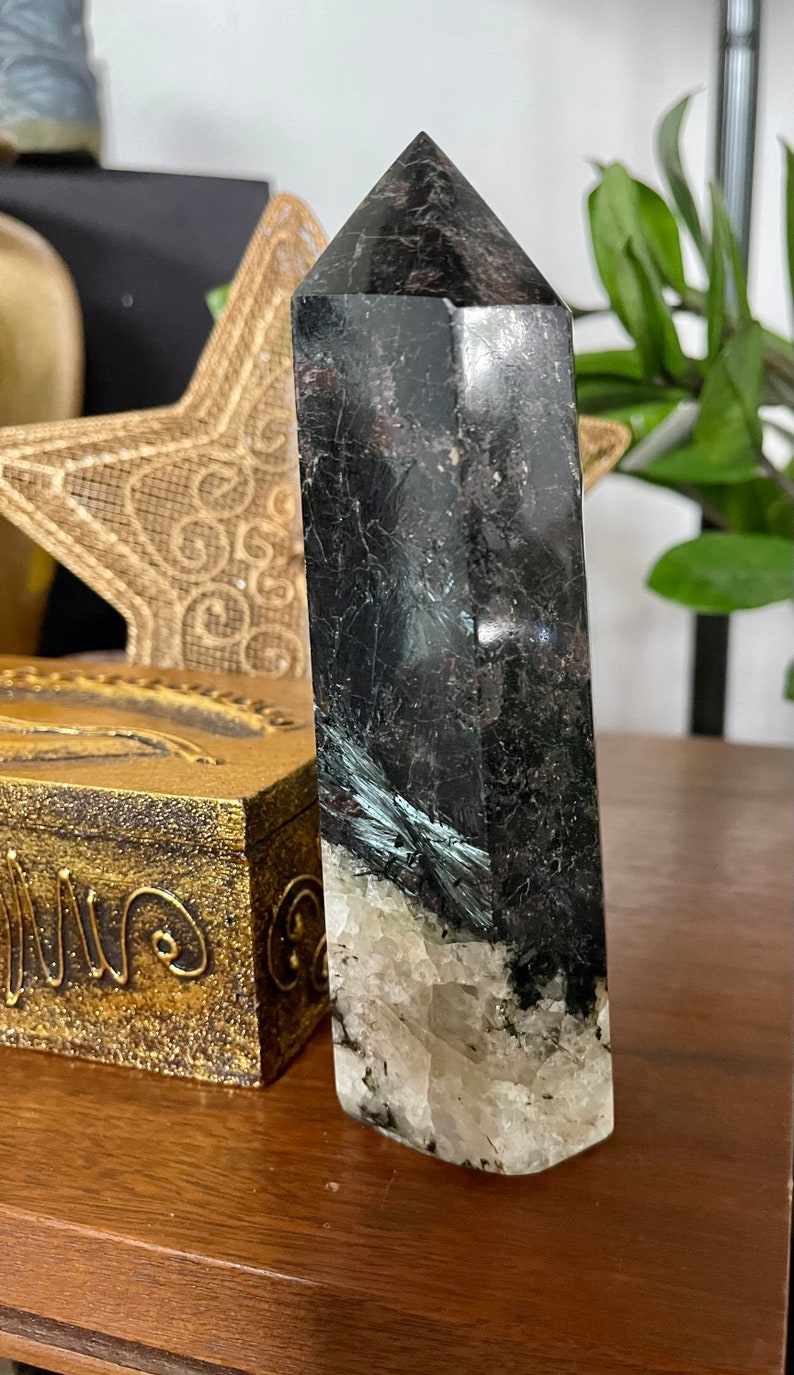 Exceptional Arfvedsonite Tower, Crystal Magic