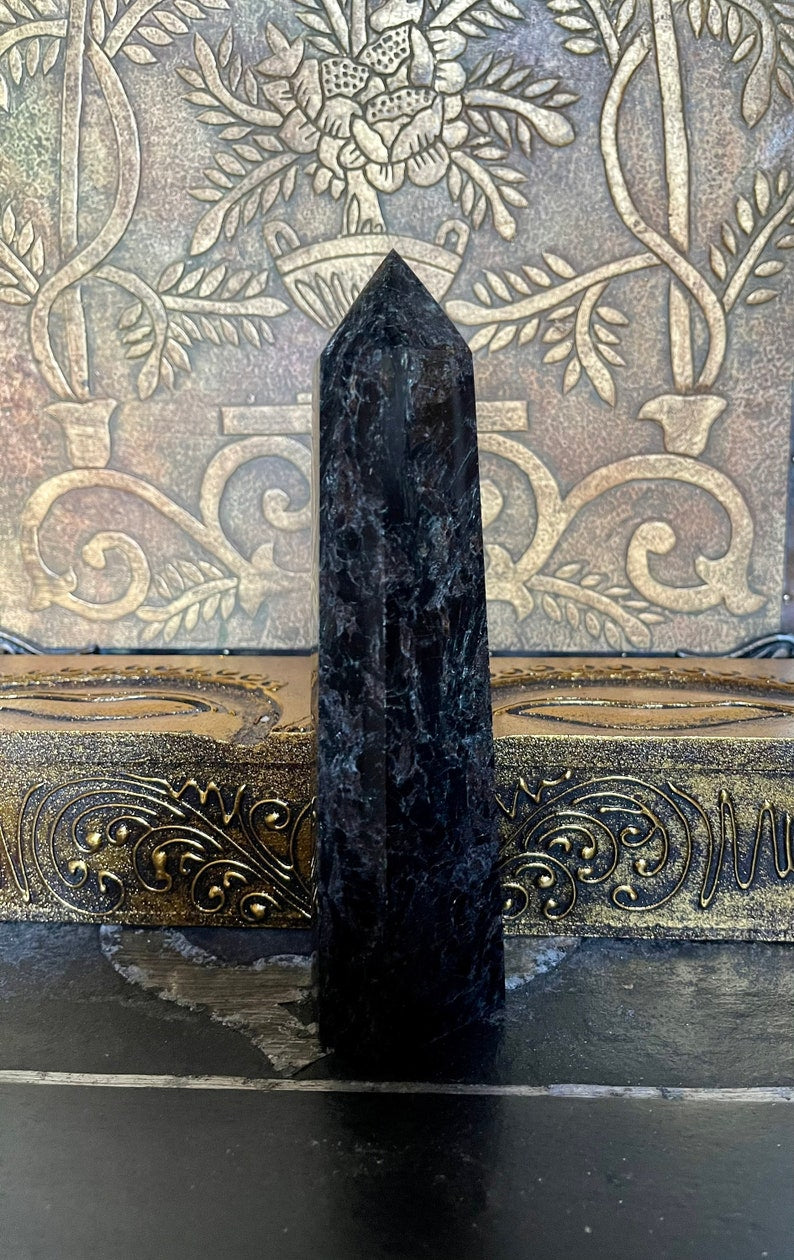 Arfvedsonite Tower, Natural Arfvedsonite, Crystal Magic
