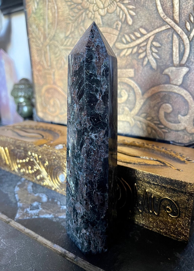 Arfvedsonite Tower, Natural Arfvedsonite, Crystal Magic