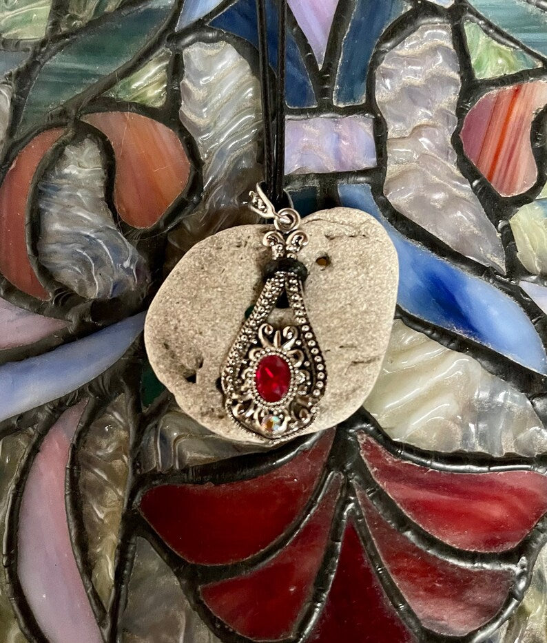 Vintage Pendant, Hag Stone Necklace, Bodhi Jewelry
