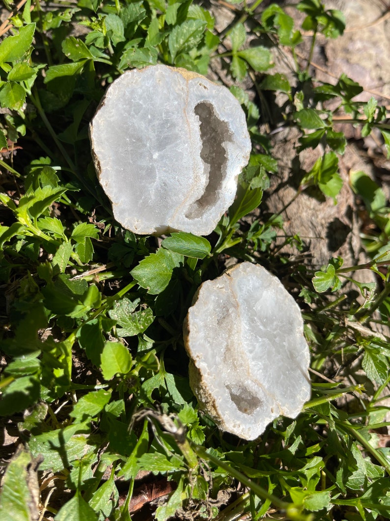 Beautiful Keokuk Geodes, Crystal Magic