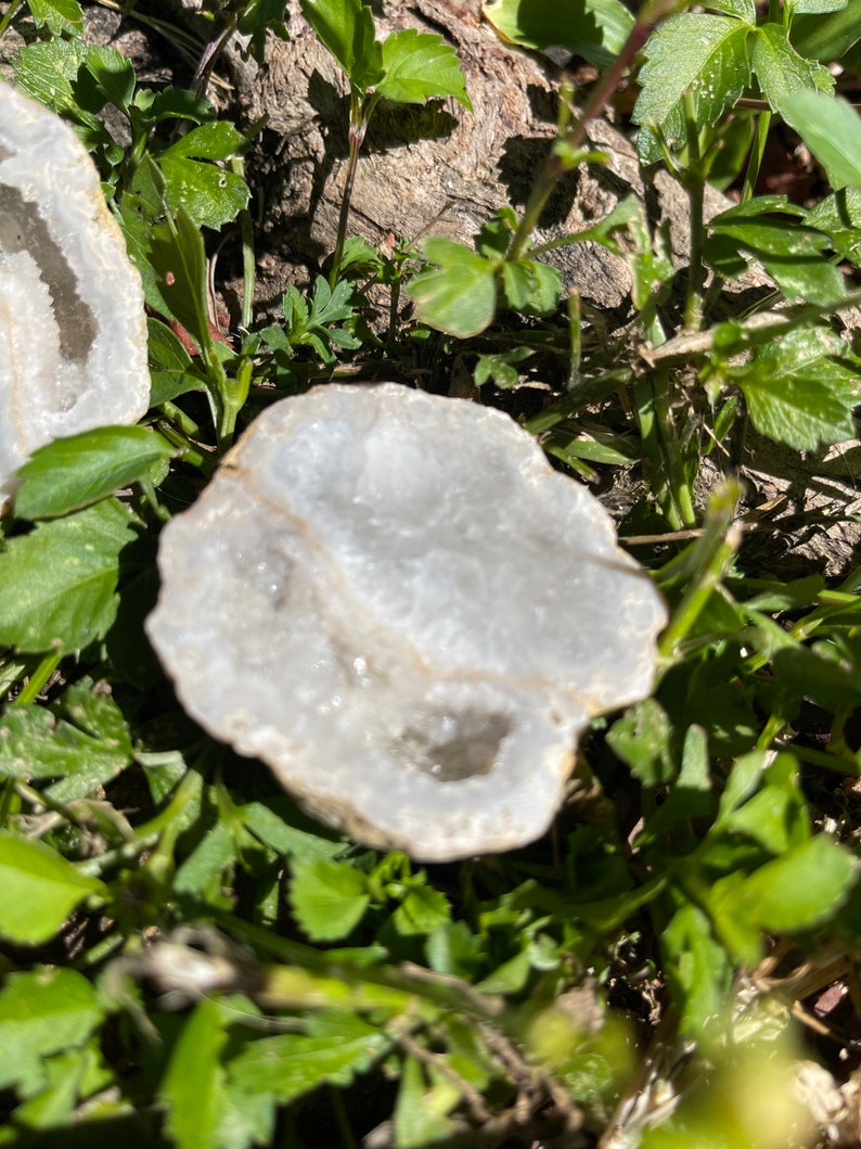 Beautiful Keokuk Geodes, Crystal Magic