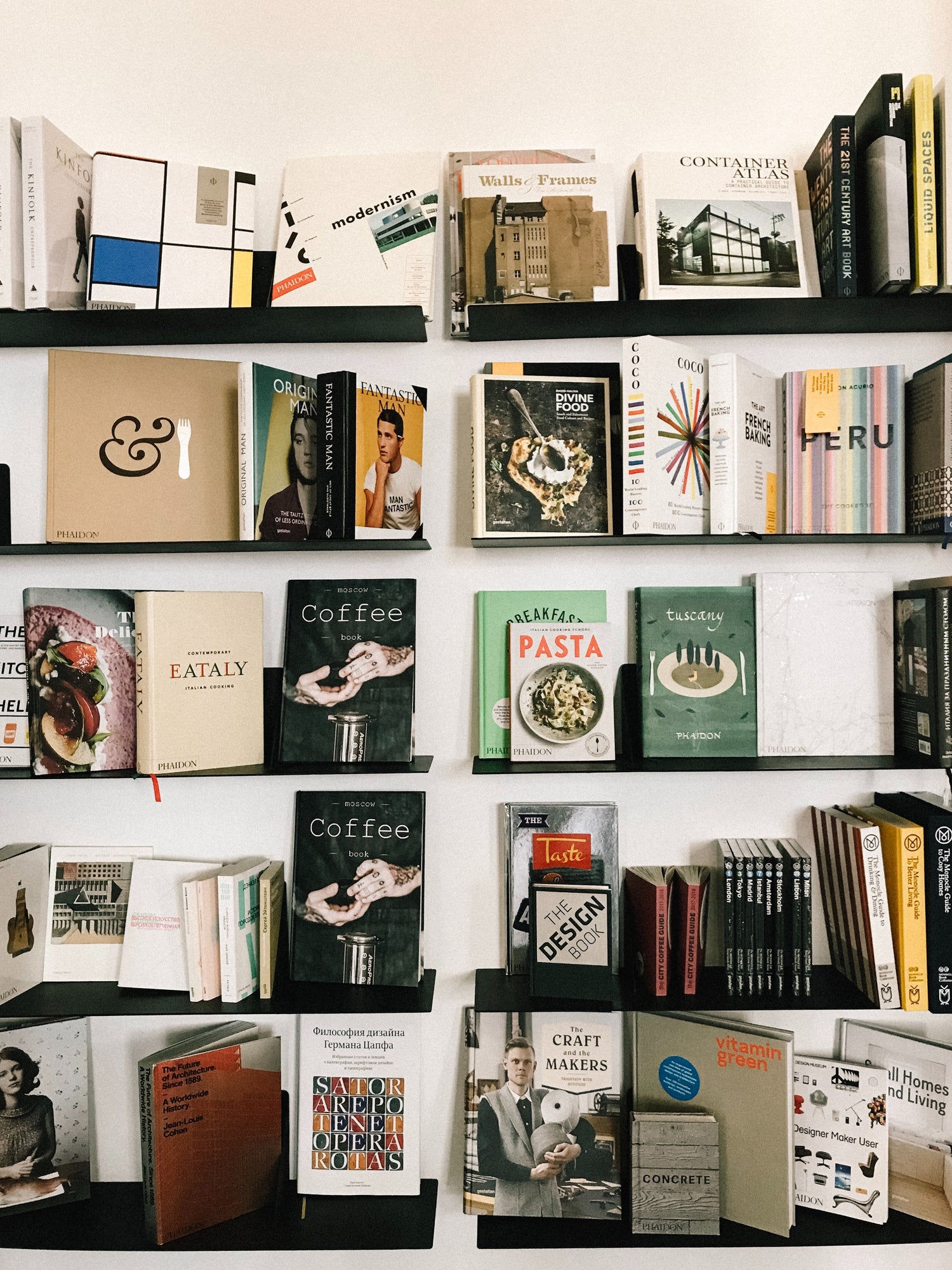 BODHI BOOKS AND MAGAZINES