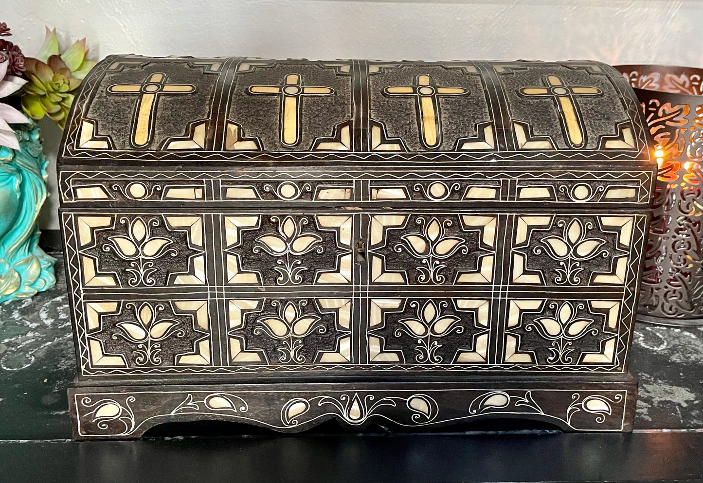Rare Vintage Hand Carved Camel Bone Cross Detail Trunk, Bodhi Vintage