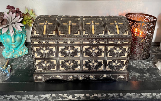 Rare Vintage Hand Carved Camel Bone Cross Detail Trunk, Bodhi Vintage