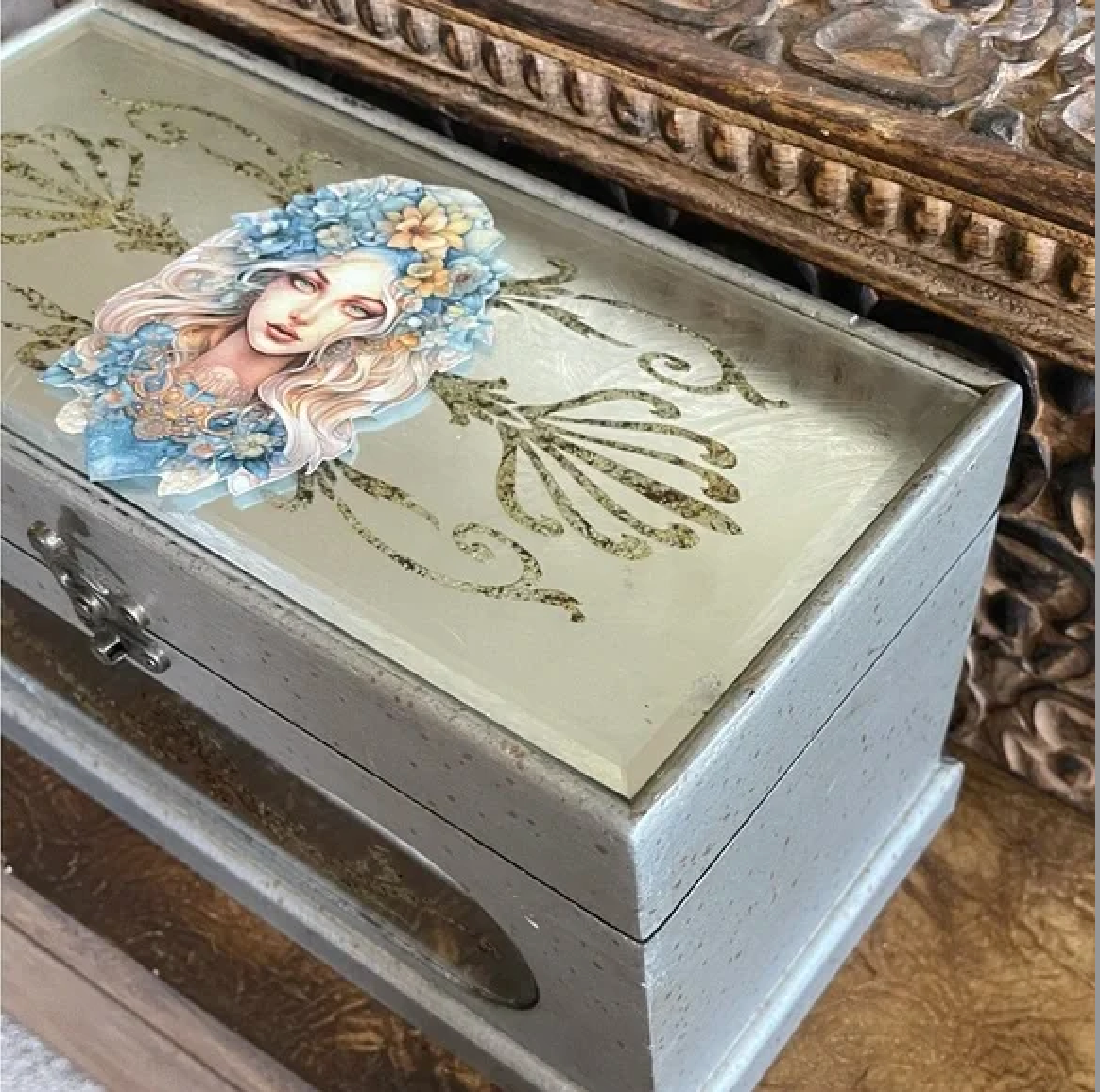 Goddess Vintage Glass Decorator Box, Bodhi Lovecycled