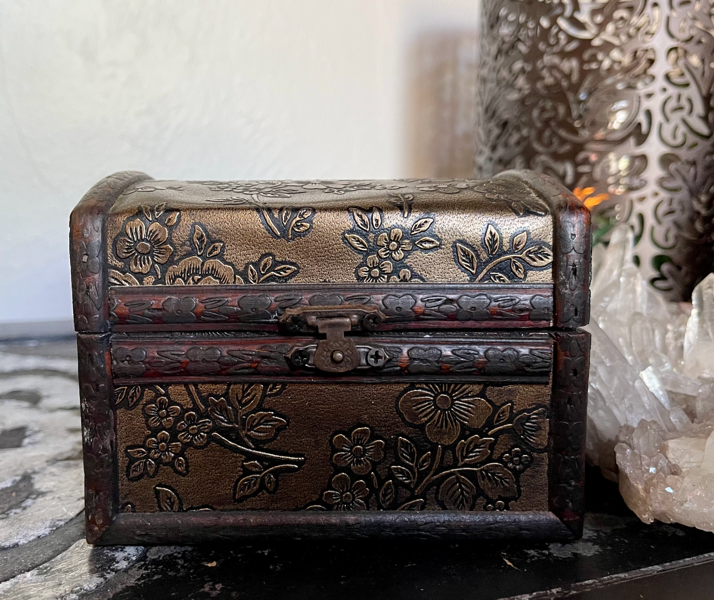 Old World Vintage Decorator Box, Bodhi Decor