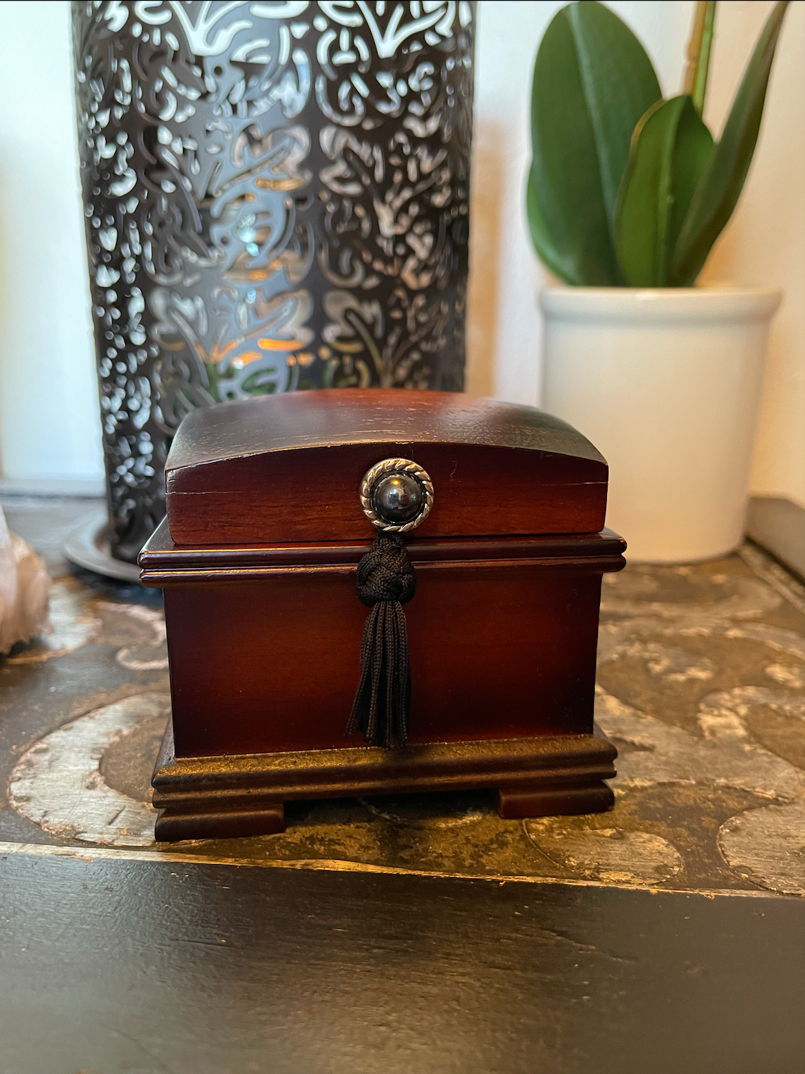 Stunning Small Vintage Ring Box, Ring Display, Bodhi Vintage