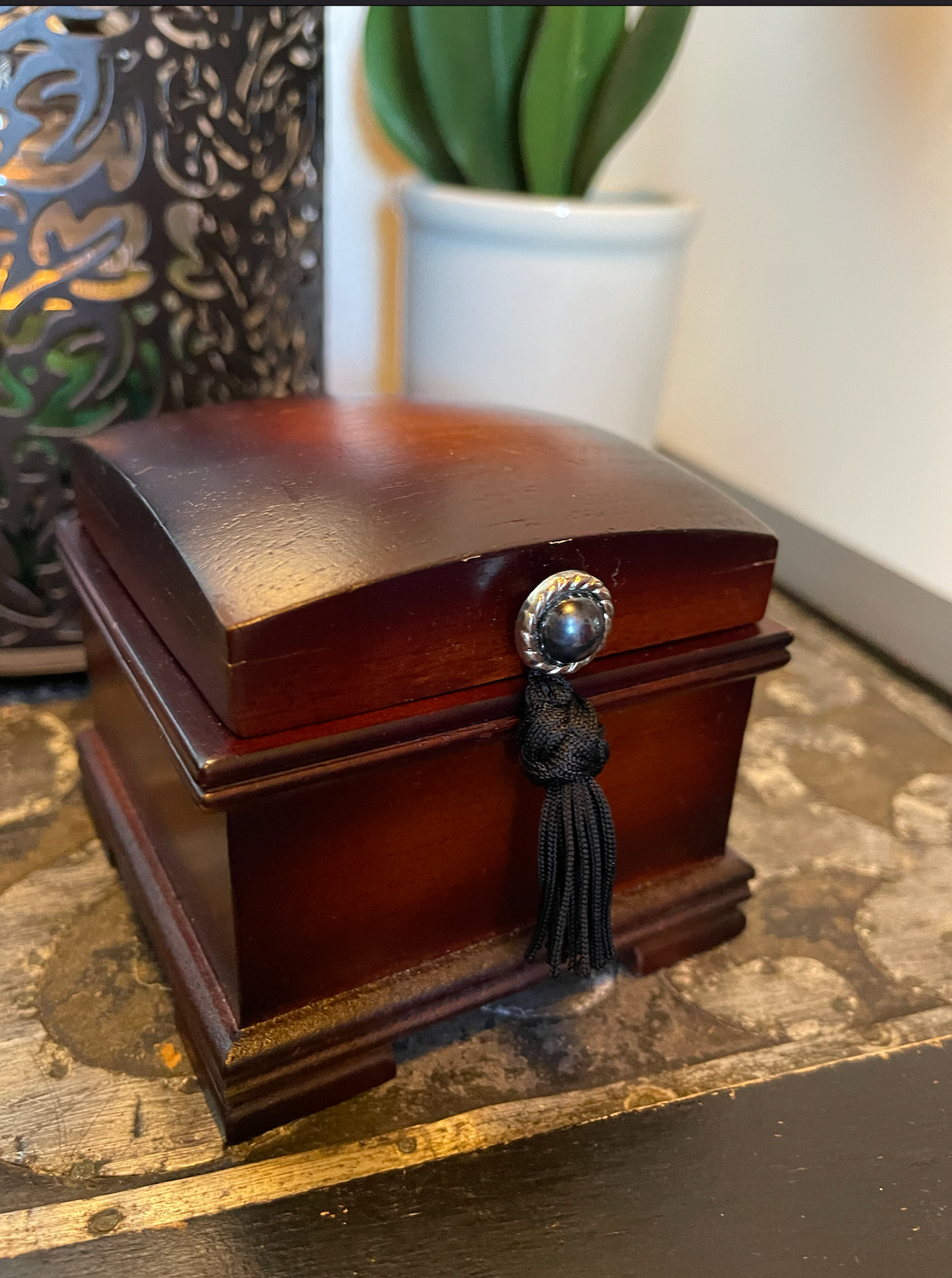 Stunning Small Vintage Ring Box, Ring Display, Bodhi Vintage