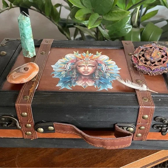 Bodhi Home Decor, West Indies Goddess Trunk