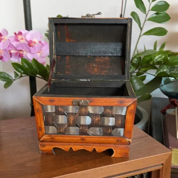 Unique Metal Weave and Wooden Box, Bodhi Vintage