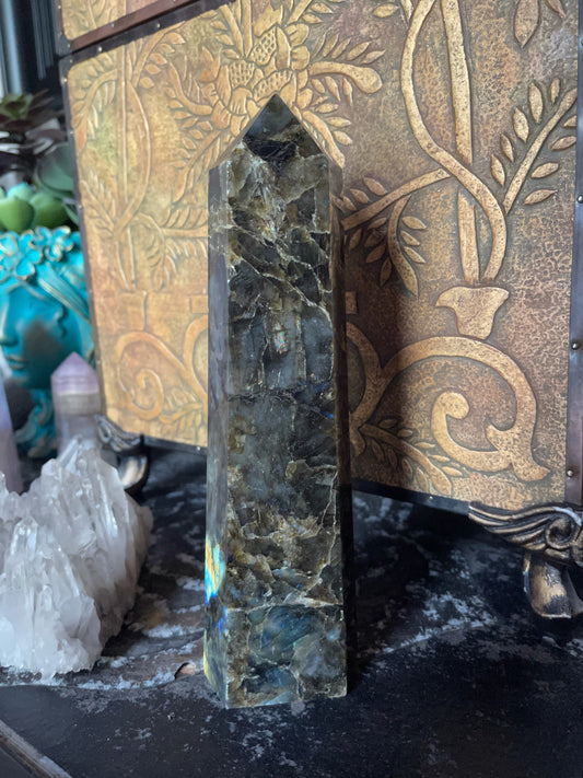 Stunning Large Labradorite Crystal Tower, Beautiful Flash, Crystal Magic