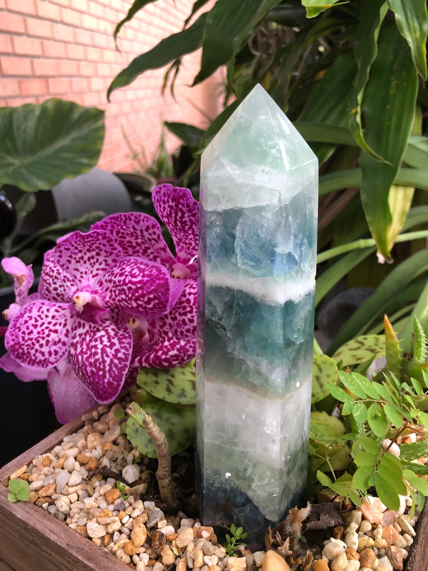 Large Fluorite Generator, Crystal Magic