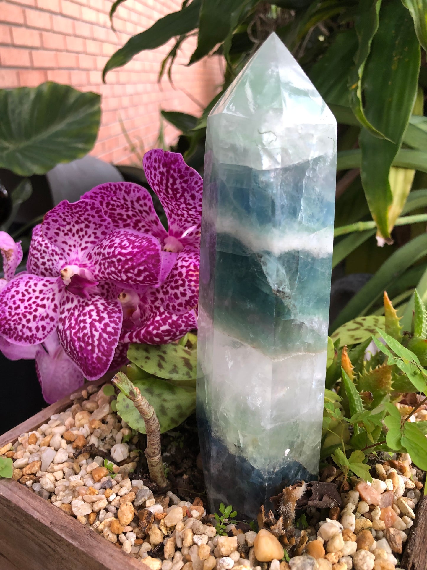 Large Fluorite Generator, Crystal Magic
