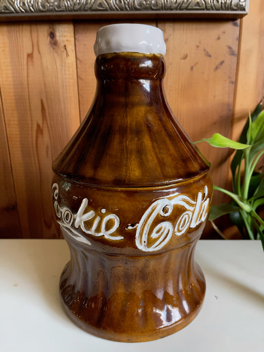 Sweet Vintage Cookie Cola Cookie Jar, Old World Vintage