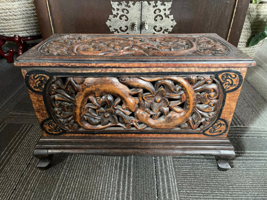 FABULOUS Vintage Ornate Trunk from Indonesia, Old World Vintage