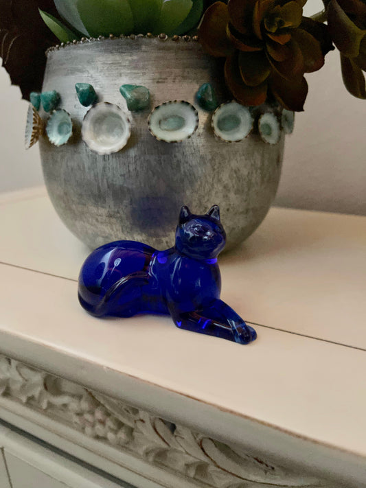 Curio Cat, Franklin Mint, Cobalt Blue Glass Cat, Old World Vintage