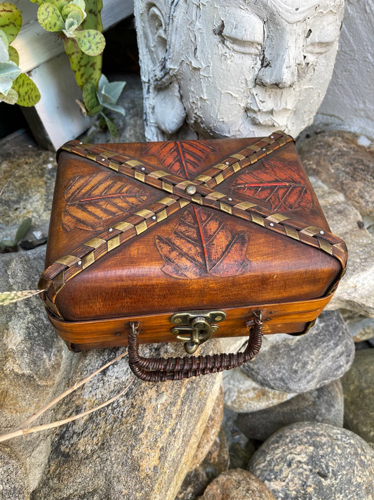 Unique Vintage Wicker Box, Old World Vintage