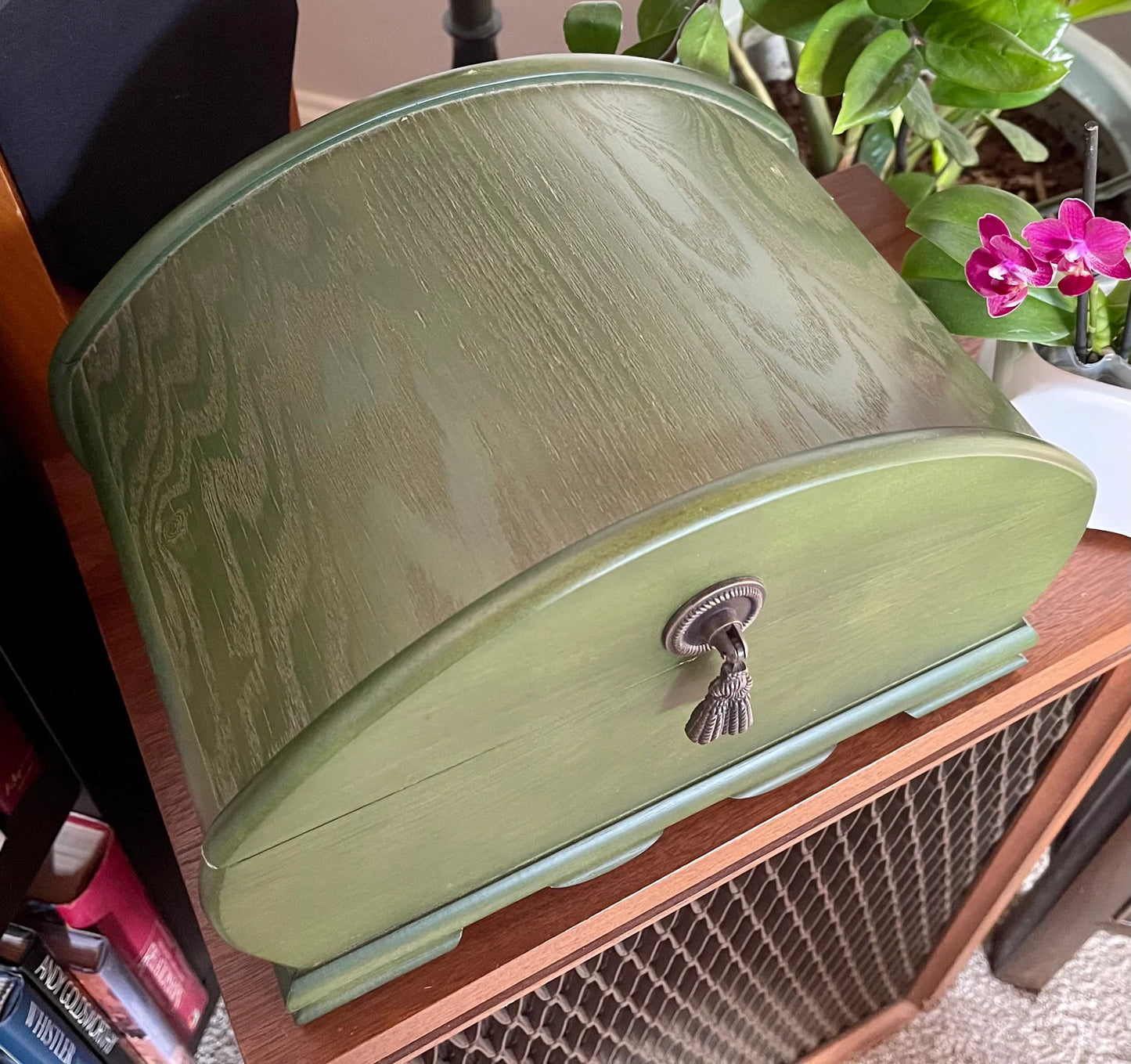 Fabulous Vintage Chest, Green Witch Mystical Storage Chest, Old World Vintage