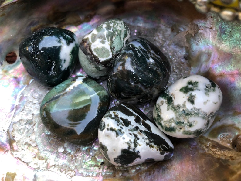Green Sardonyx Crystal, Crystal Magic