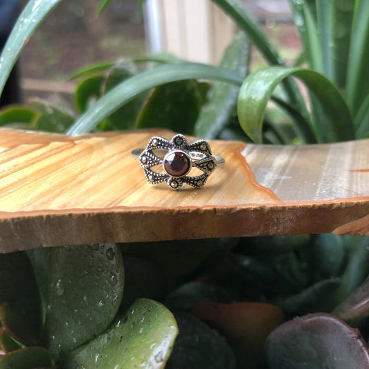 Vintage Art Deco Ring Garnet and Marcasite Ring