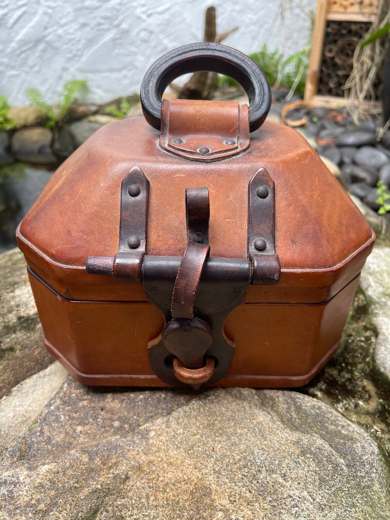 Vintage Leather Box, Old World Vintage