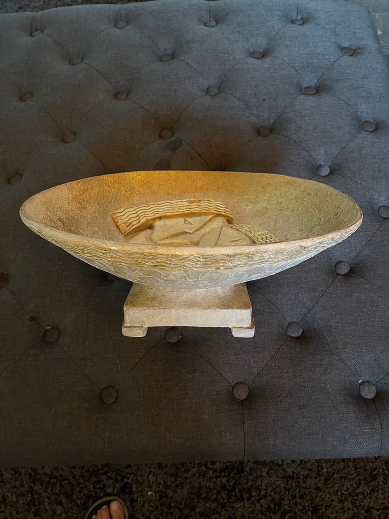 Extremely Rare and Stunning Vintage Jaru Expressionism Cubist Gold Tone Pottery, Old World Vintage