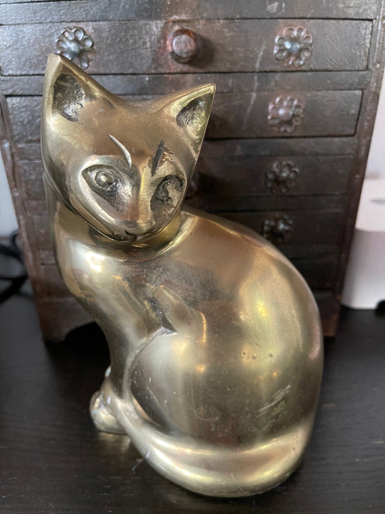 Vintage Brass Cat Figurine, Old World Vintage