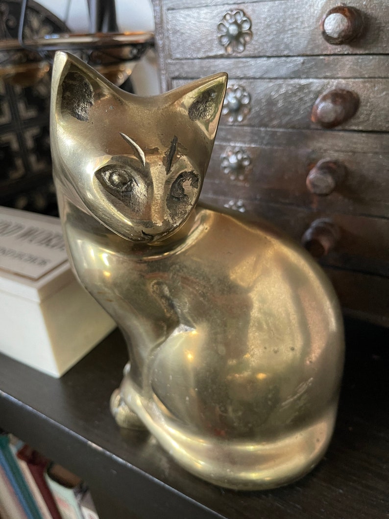 Vintage Brass Cat Figurine, Old World Vintage