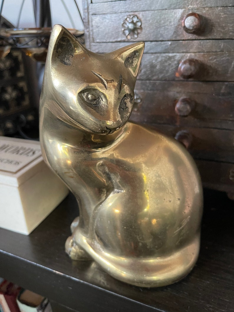 Vintage Brass Cat Figurine, Old World Vintage