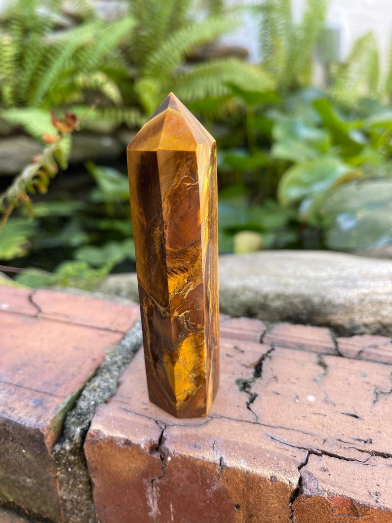 Beautiful Tiger's Eye Tower, Crystal Magic