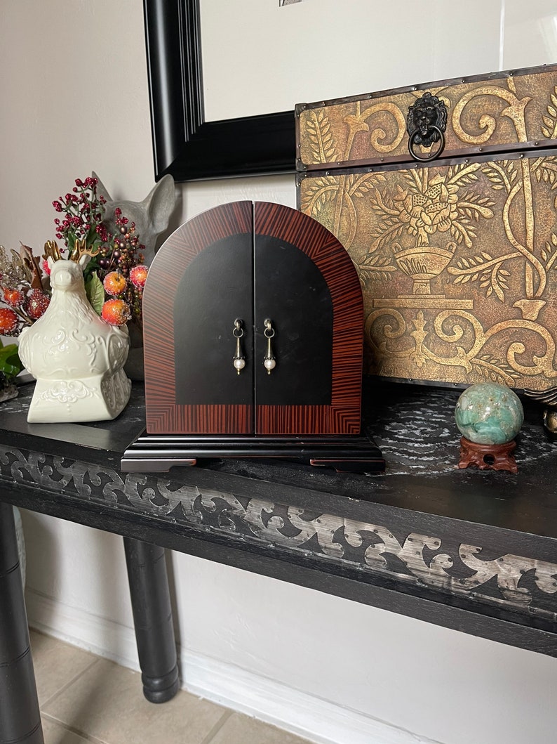 Striking Paris Chic Wood Jewelry Chest With Pearl Drop Hardware, Old World Vintage