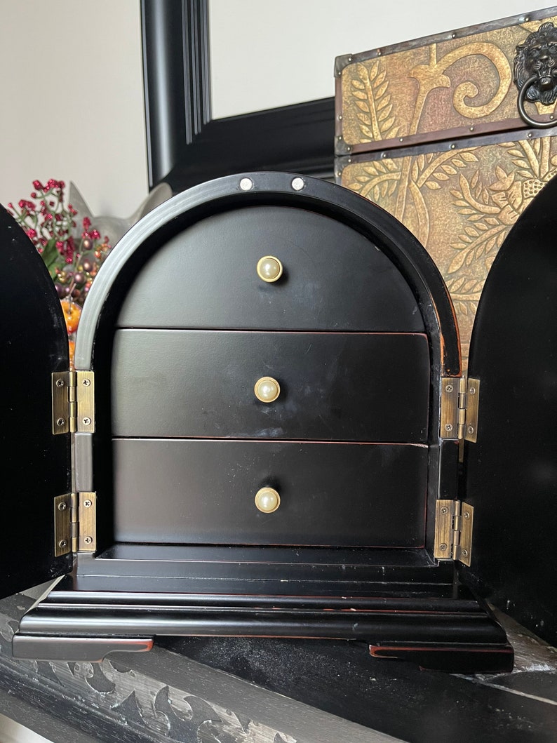 Striking Paris Chic Wood Jewelry Chest With Pearl Drop Hardware, Old World Vintage