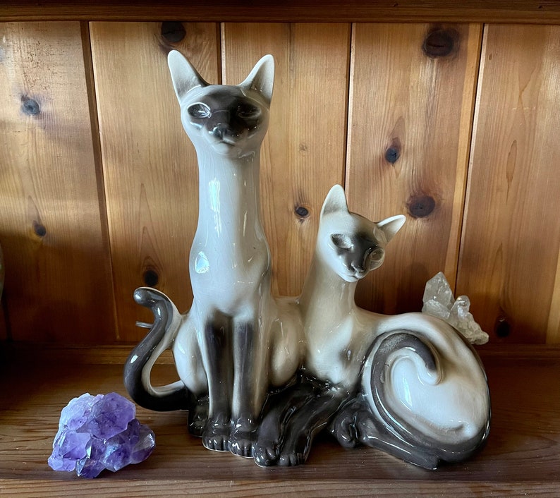 Vintage Siamese Cat Lamp, Old World Vintage