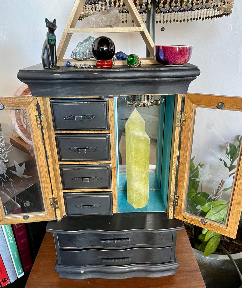 Mystical Cabinet, Oddities Cabinet, Lovecycled