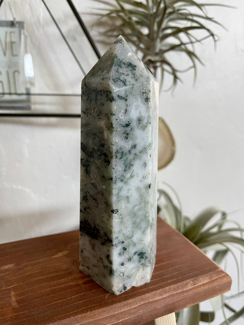 Beautiful White and Green Moss Agate Tower, Crystal Magic