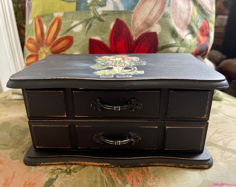 Lovecycled Vintage Jewelry Chest