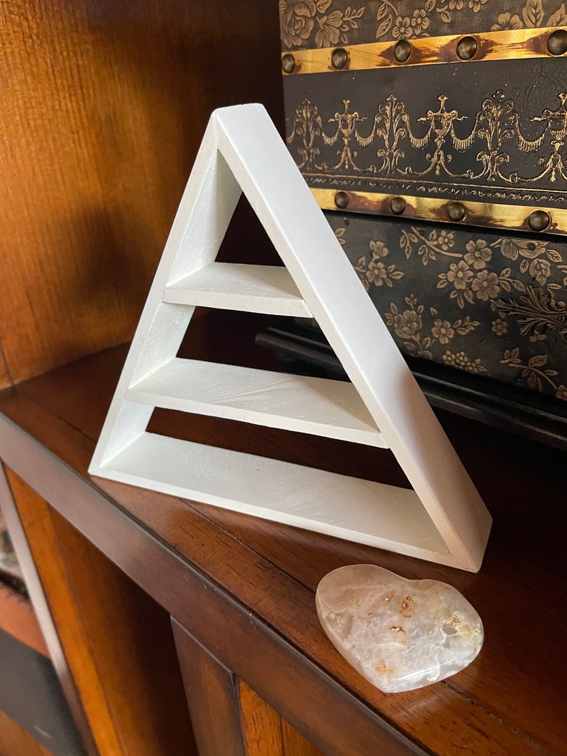 Hand Crafted Triangle Shelf with Heart Stone, Gift Sets